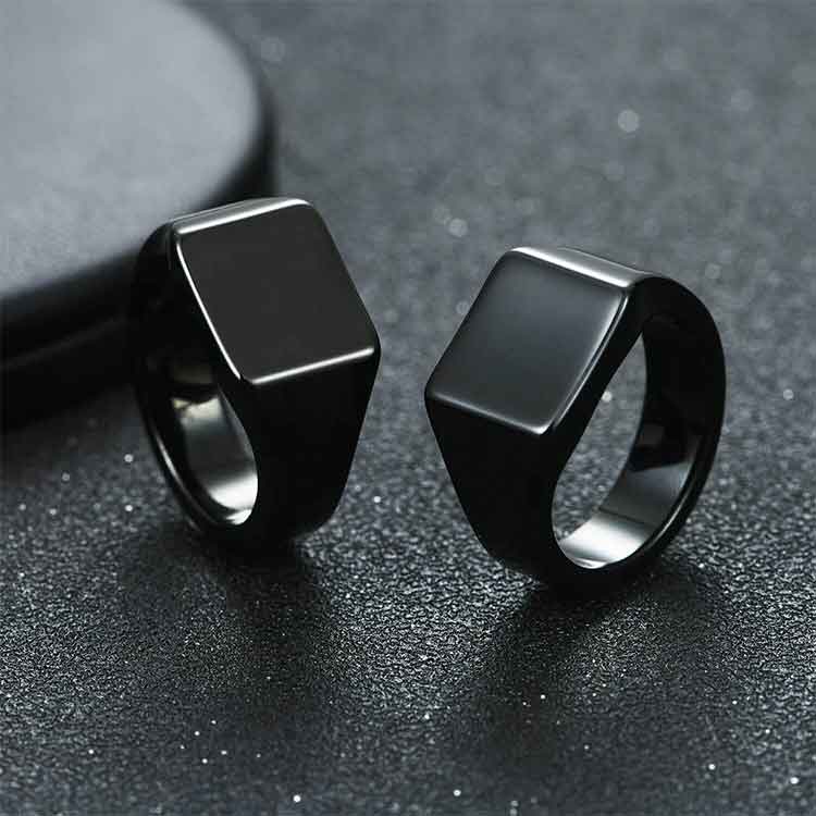 Plain Black Men's Signet Ring "Anton"