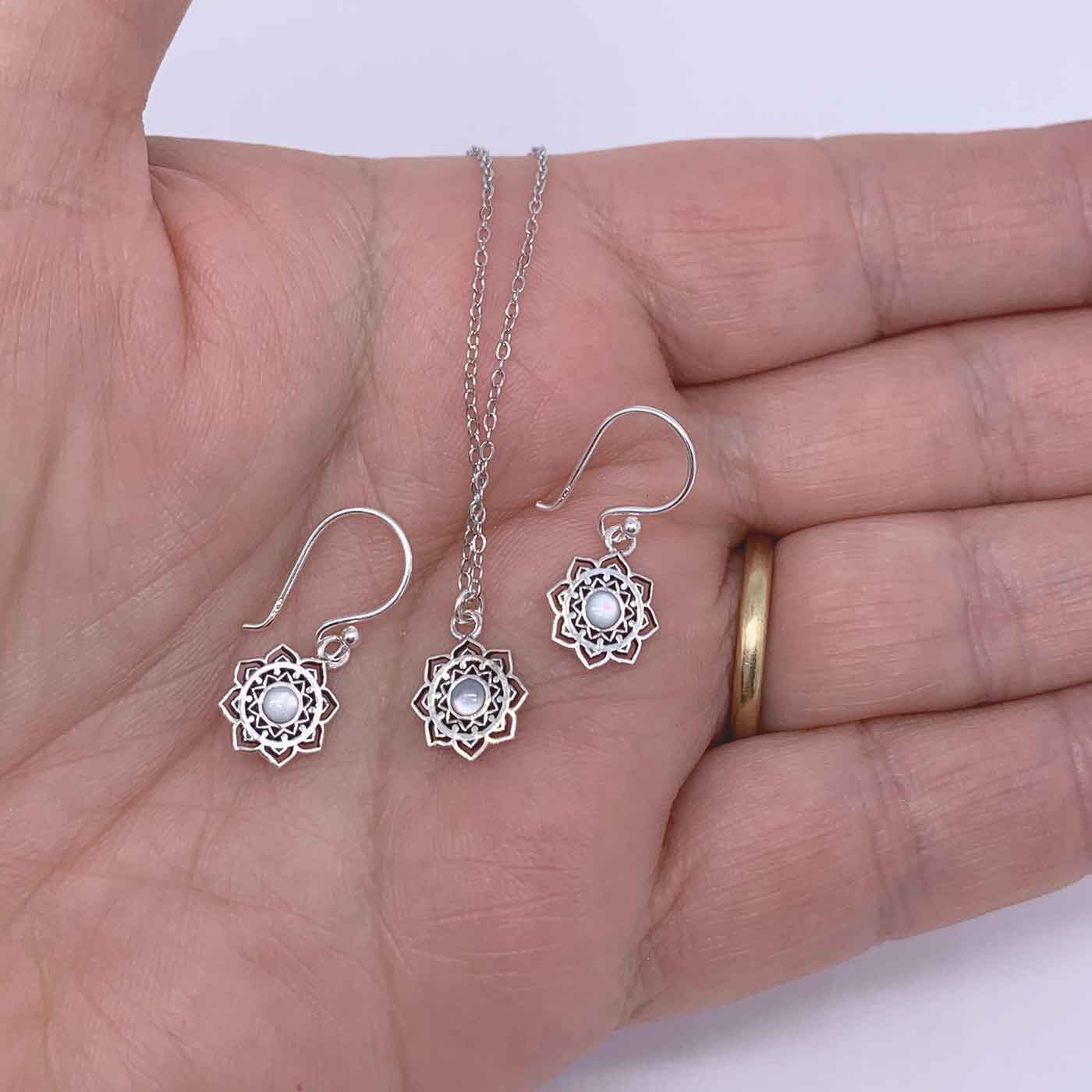 silver jewellery set