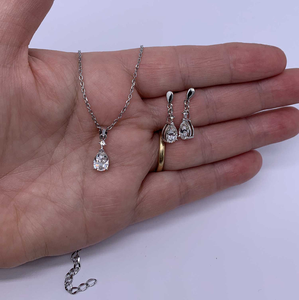 18K White Gold Bridal Evening Jewellery set "Kris"