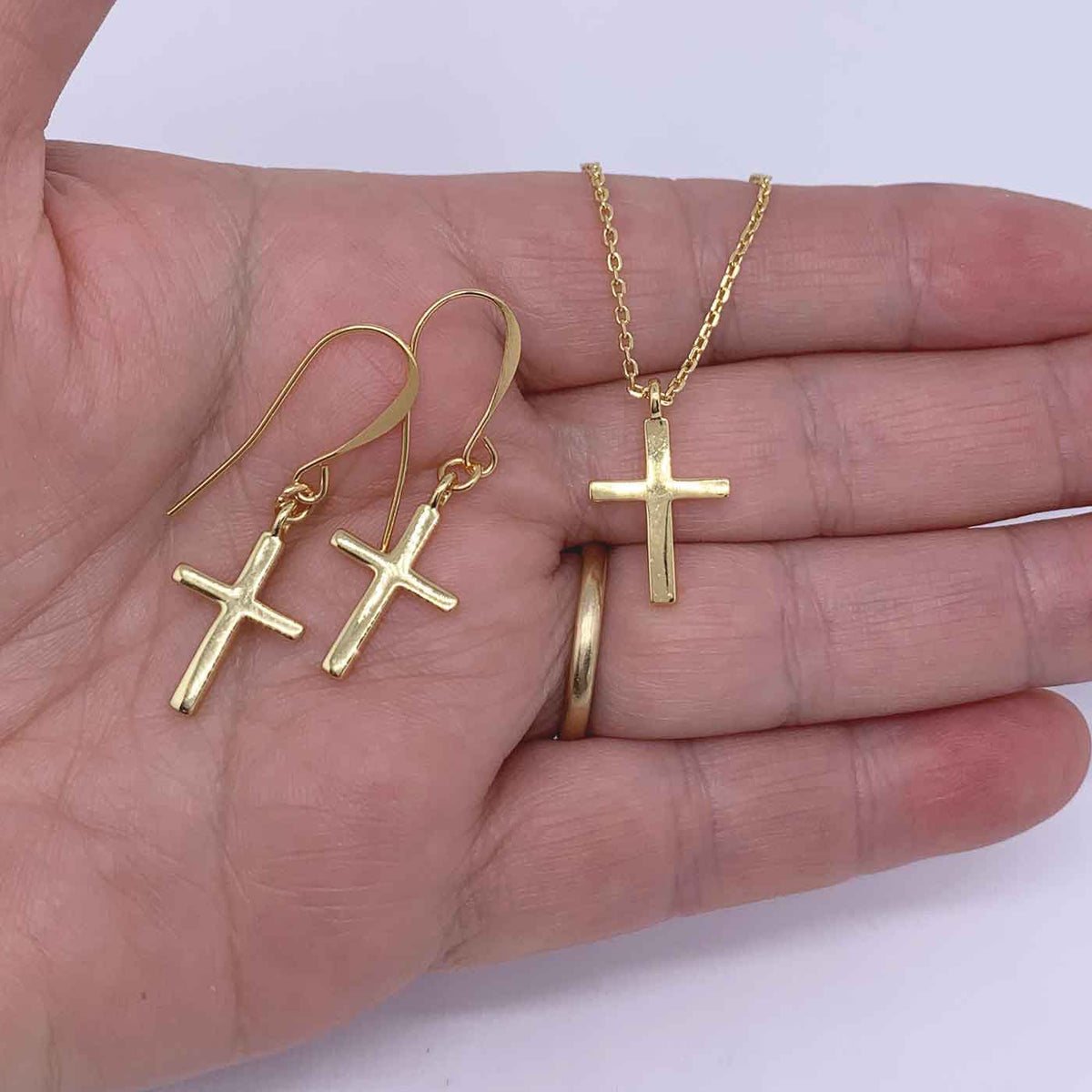 18K Gold Cross Minimalist Gold Jewellery Set "Yolanda"