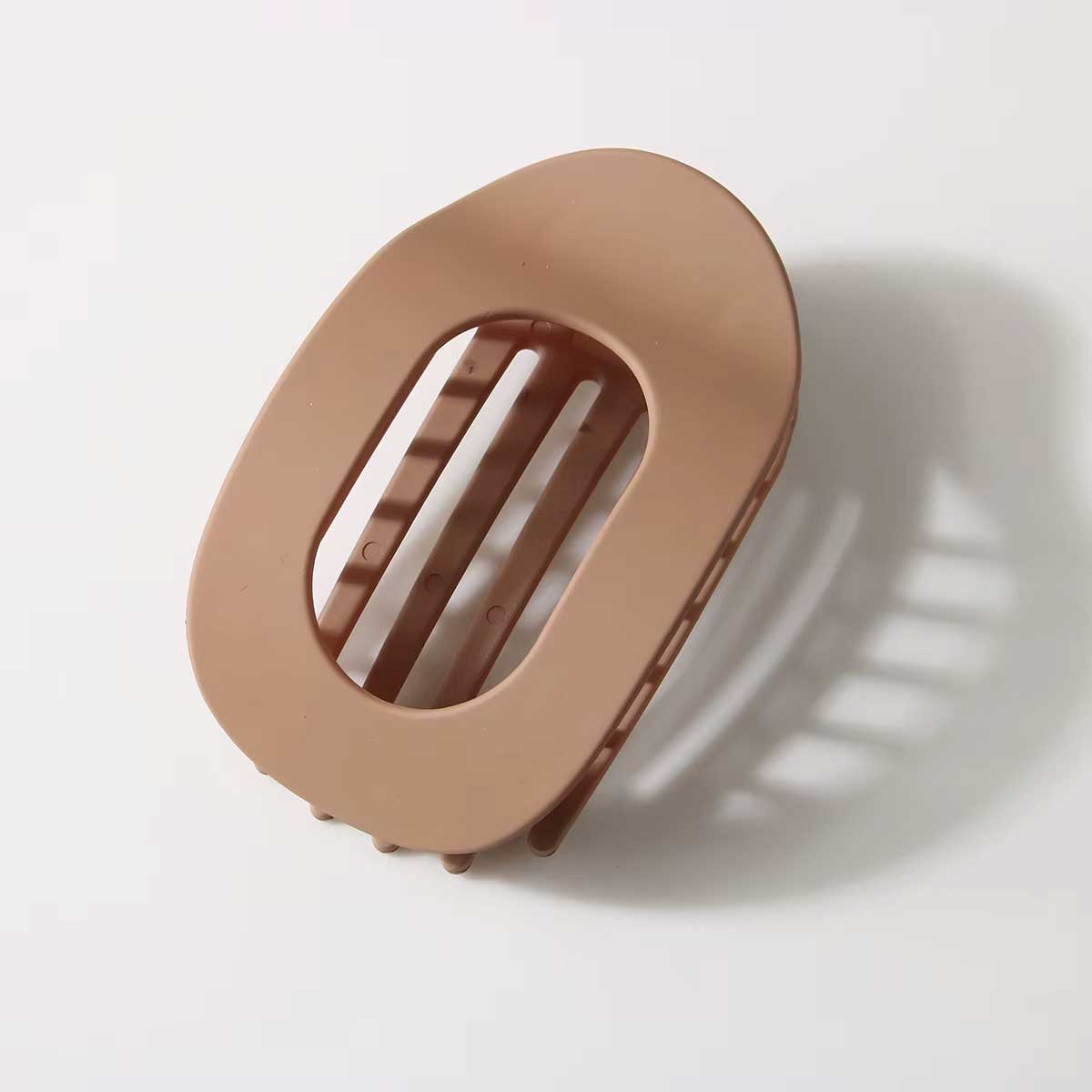 flat hair clip coffee