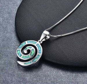 925 Sterling Silver Koru Necklace "Amiria" (Green)