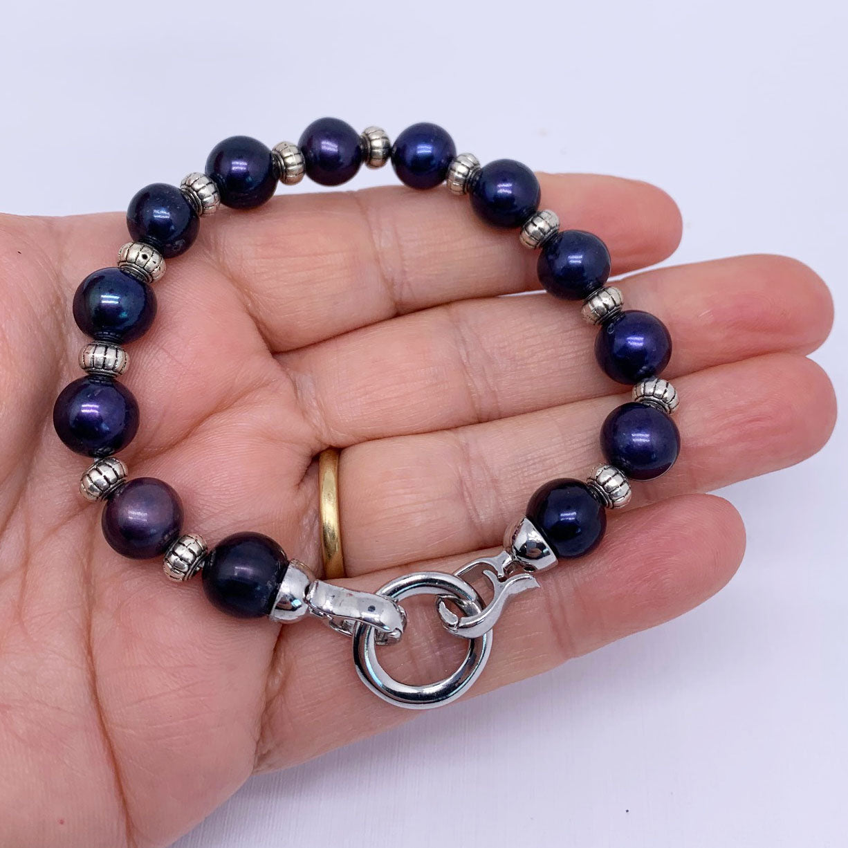 
Silver peacock pearl bracelet frenelle jewellery