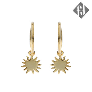 18K Gold Star Dangle Earrings "Anya"