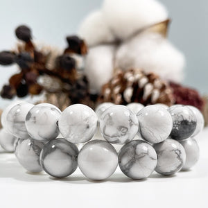 Howlite Gemstone Beads (4mm)