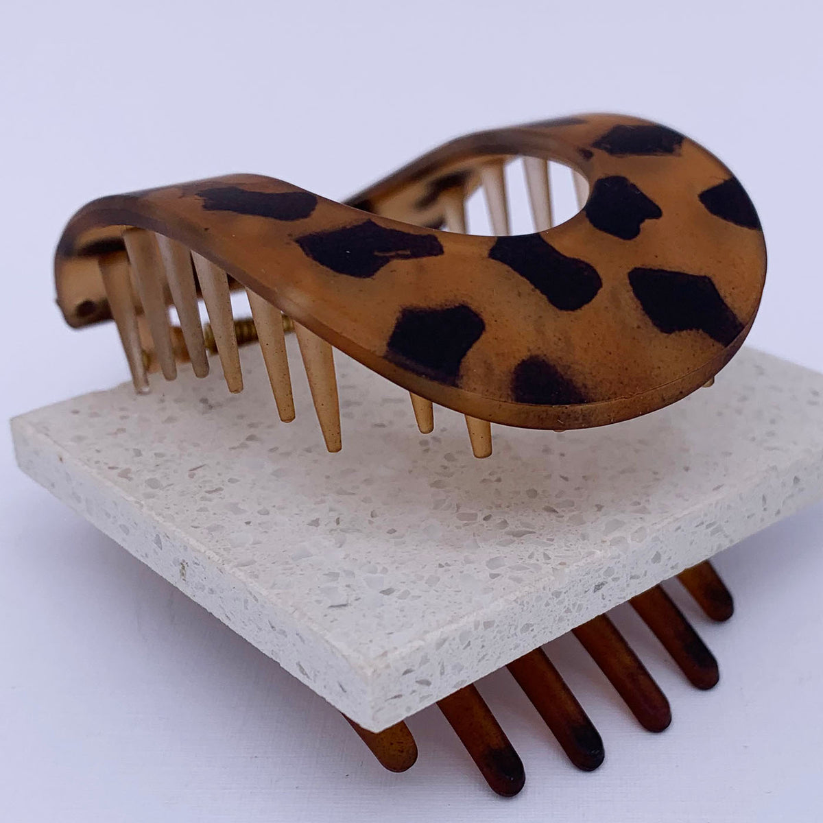 Flat Hair Clip "Mel" (Matt Light Tortoise)