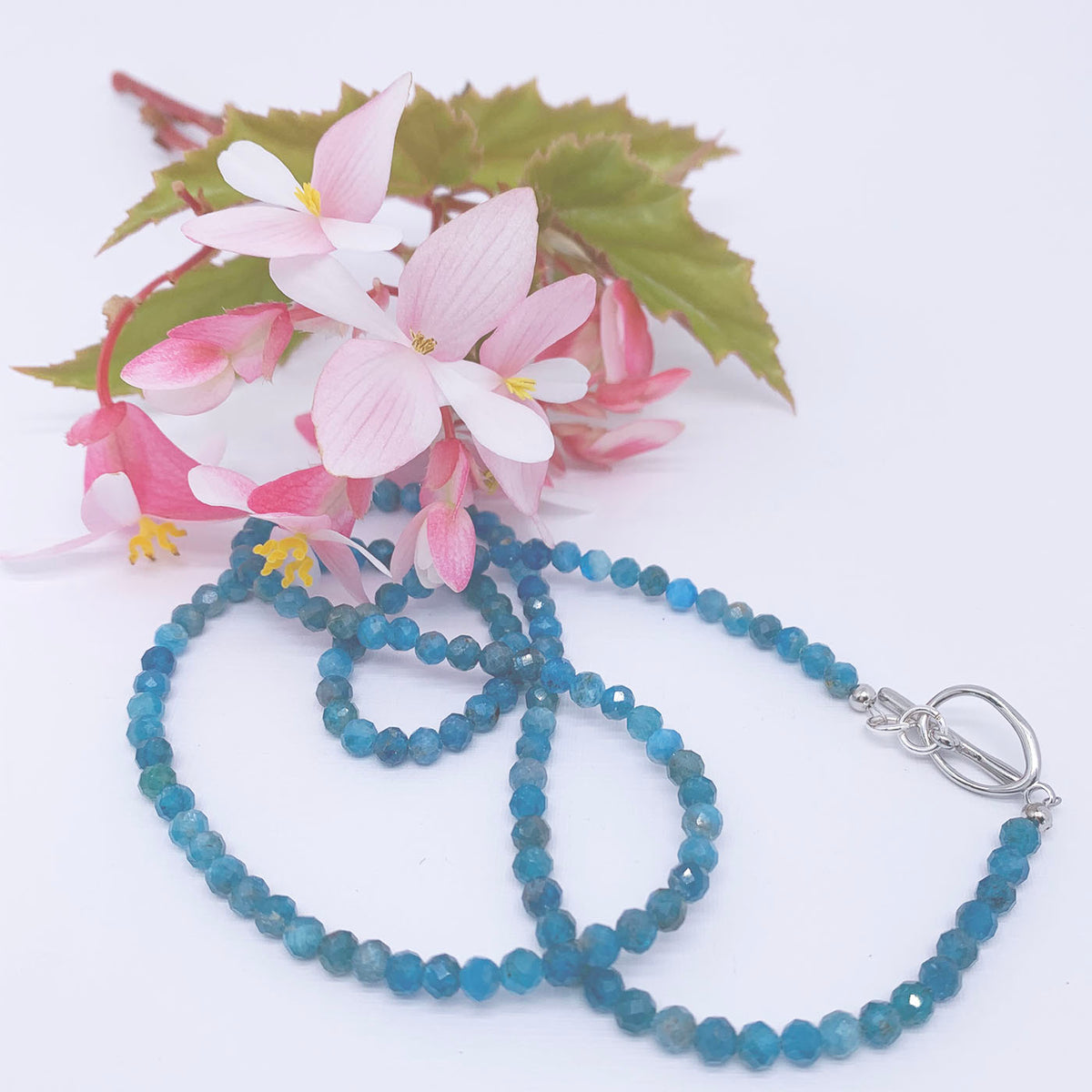 apatite blue gemstone necklace silver frenelle jewellery