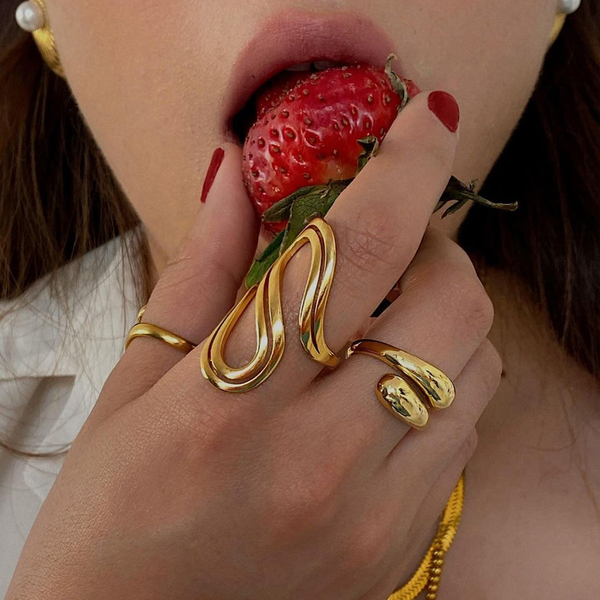 Gold Adjustable 3 Loop Ring "Caracas"