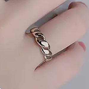 18K Gold Adjustable Twisted Ring "Cilla"