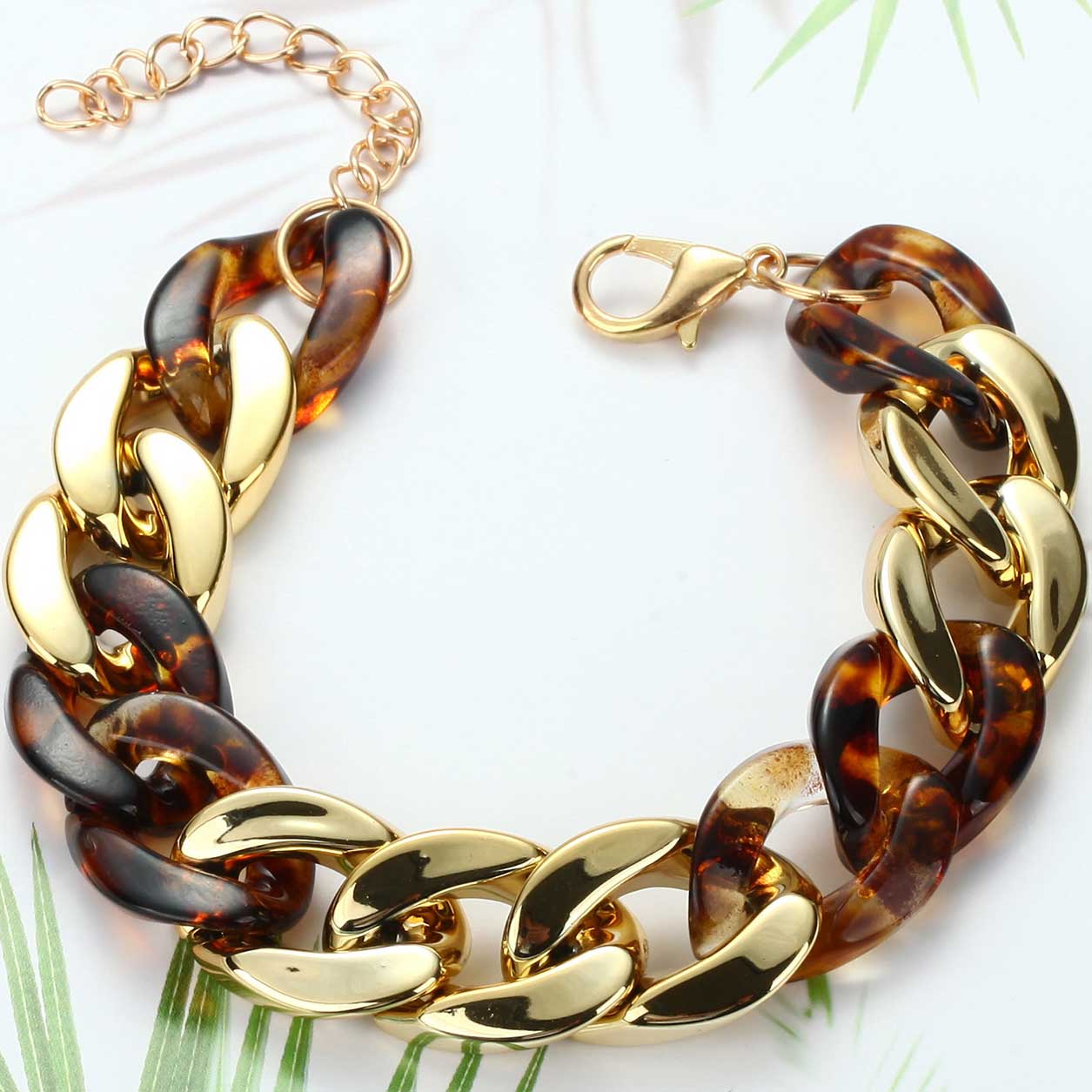 modern curb chain resin tortoise shell