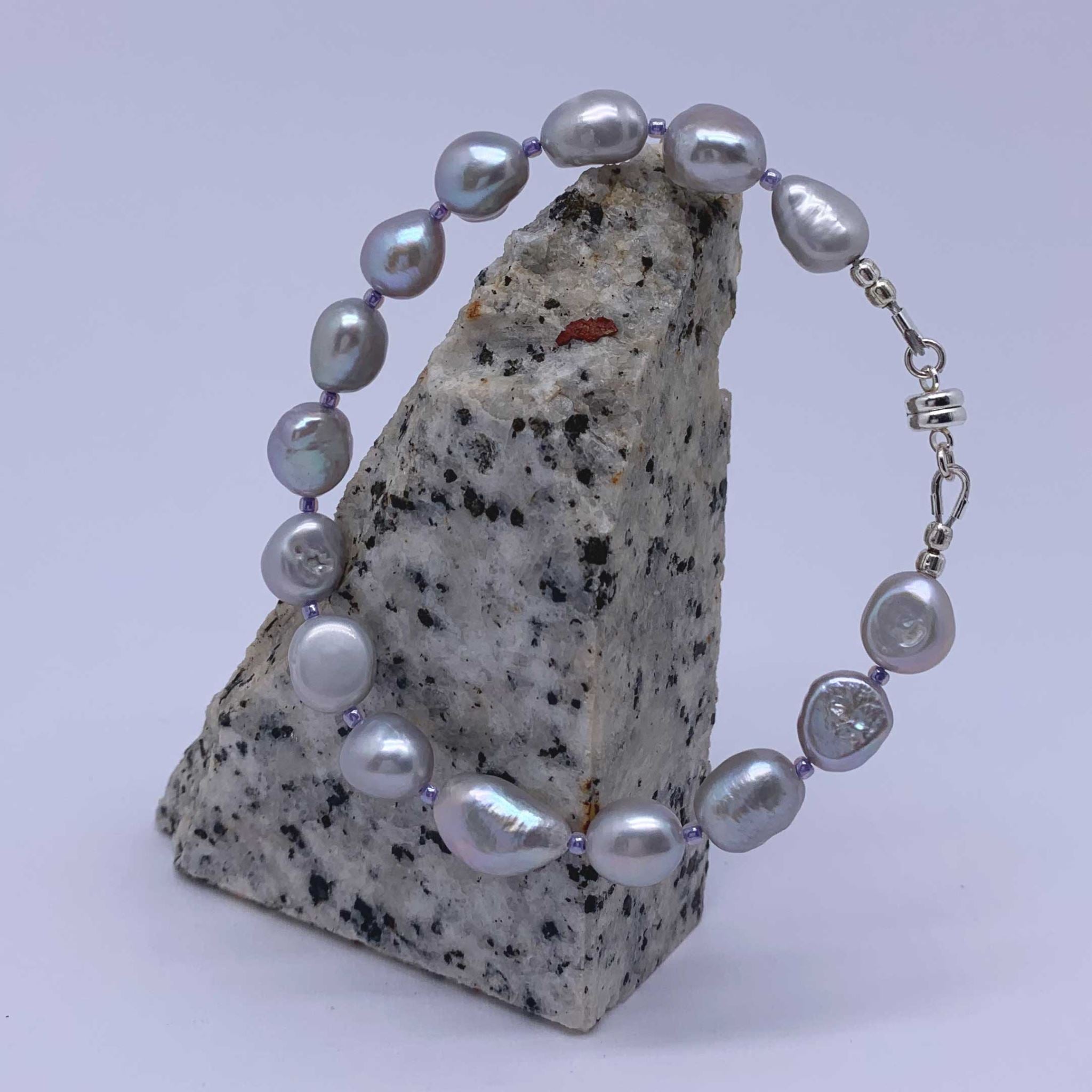 925 Sterling Silver Baroque Pearl Bracelet 925 Sterling Silver Baroque Pearl Bracelet