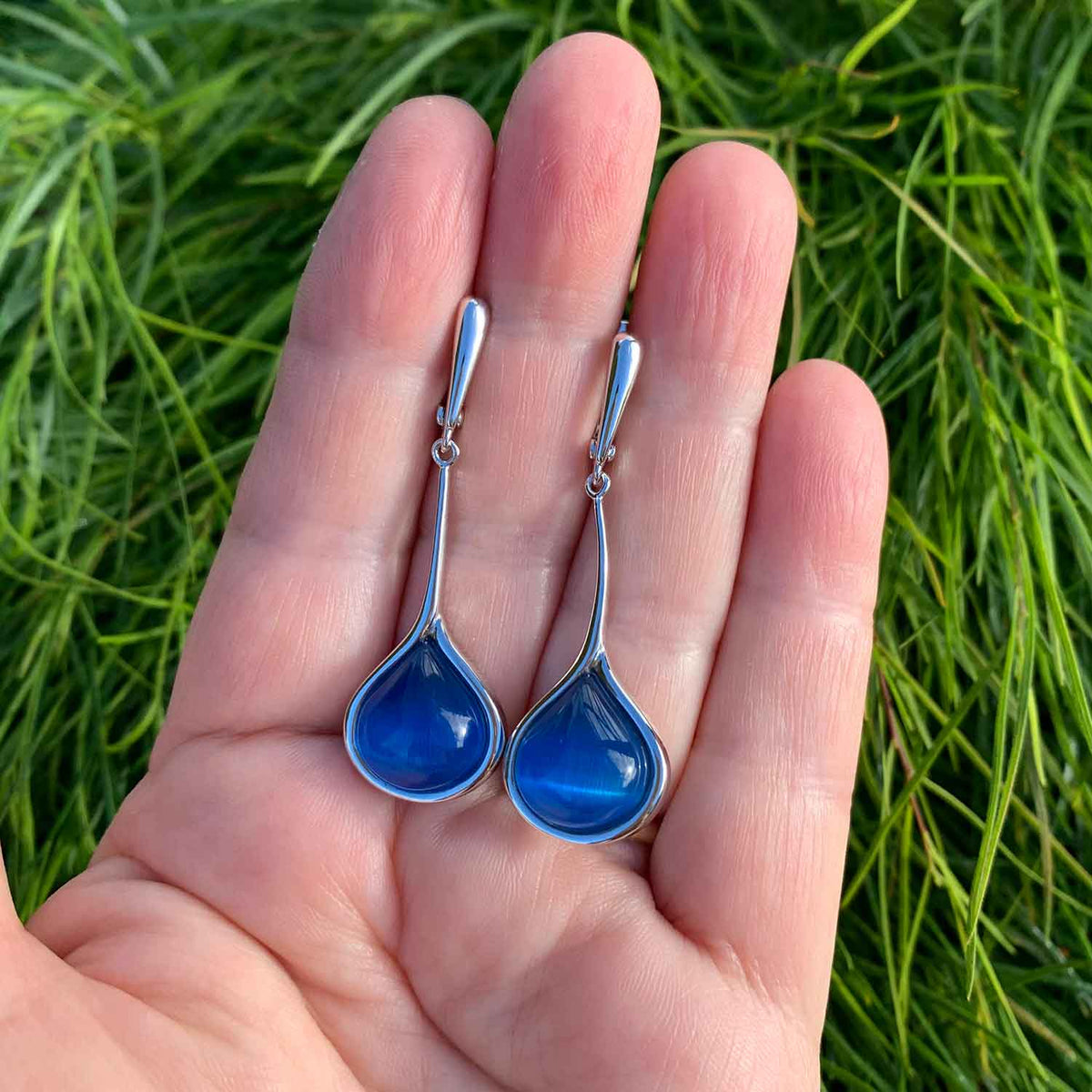 frenelle jewellery earrings silver blue drop huggies
