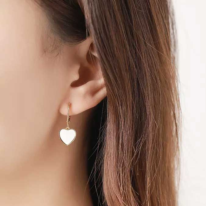 White heart clearance earrings