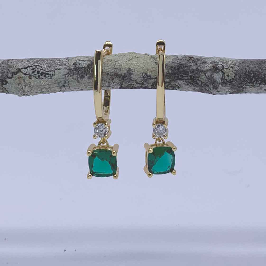 gold emerald drop earrings jewellery nz