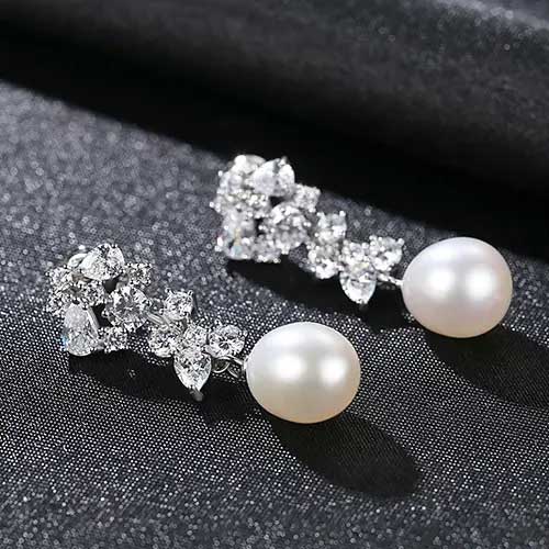 white pearl drop silver earrings bridal