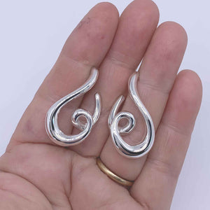 silver swirl earrings frenelle