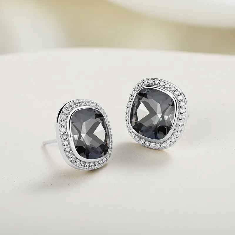 large black crystal silver stud earring