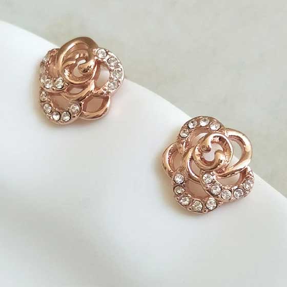 rose gold stud earrings flower