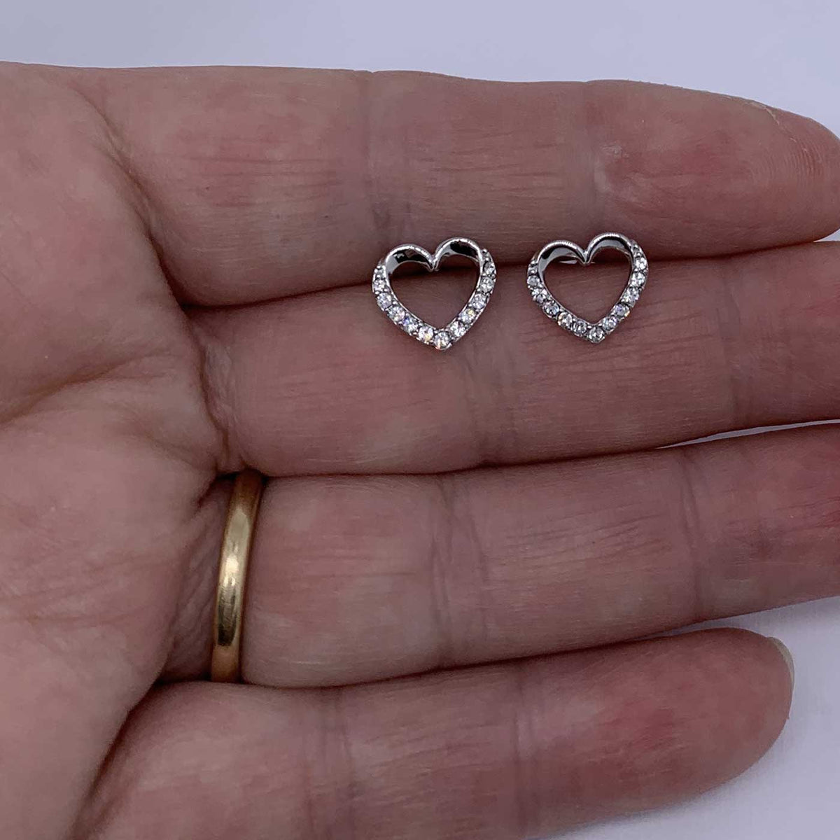 frenelle Jewellery silver heart crystal earrings
