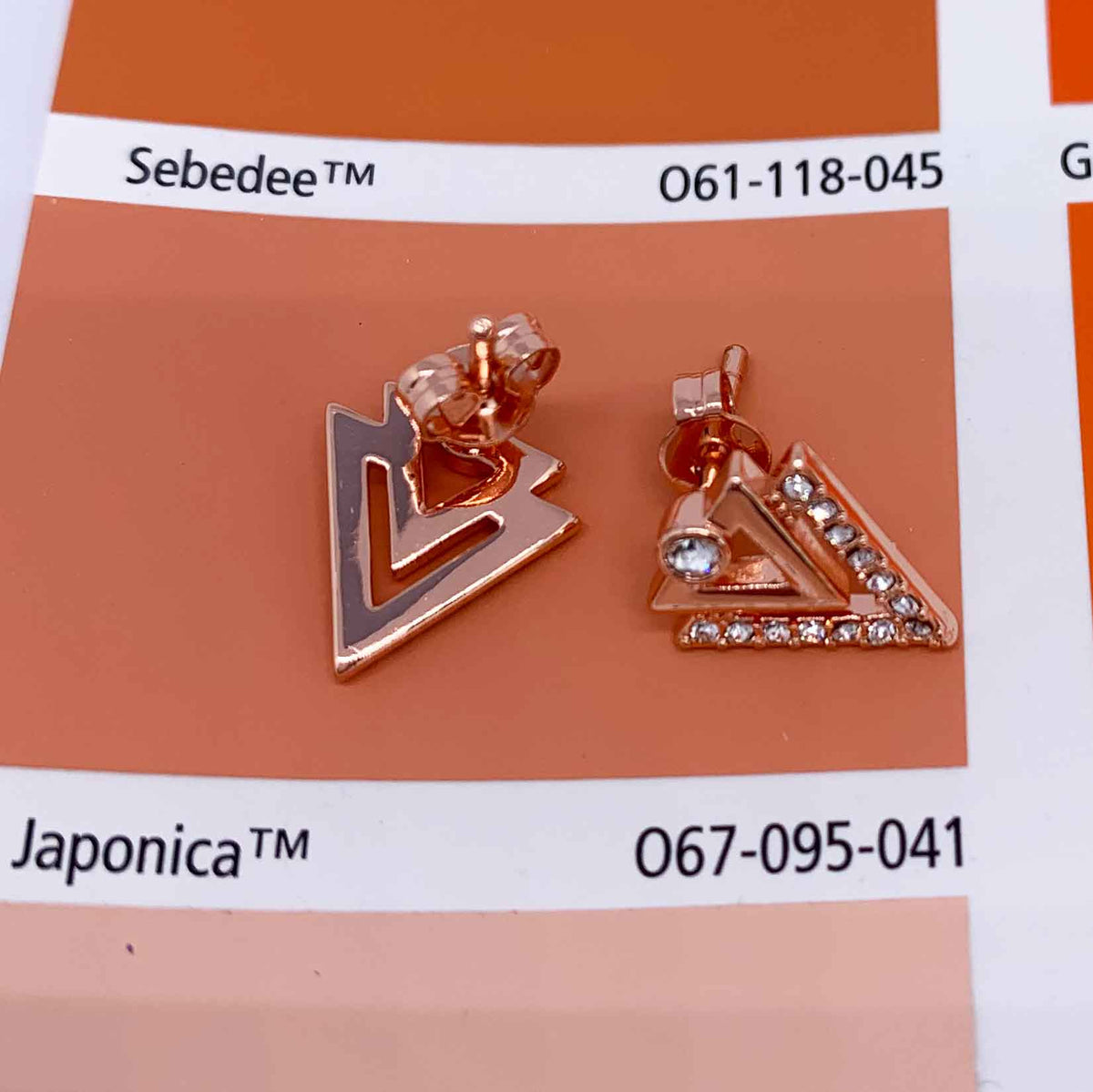 rose gold earrings geometric stud Jewellery NZ