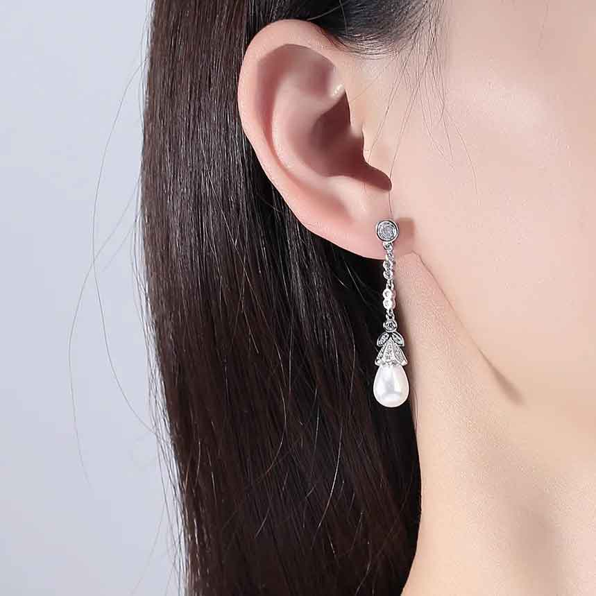 silver pearl drop chain earring