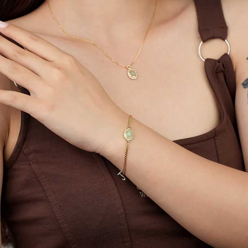 gold bracelet jewellery woman nz