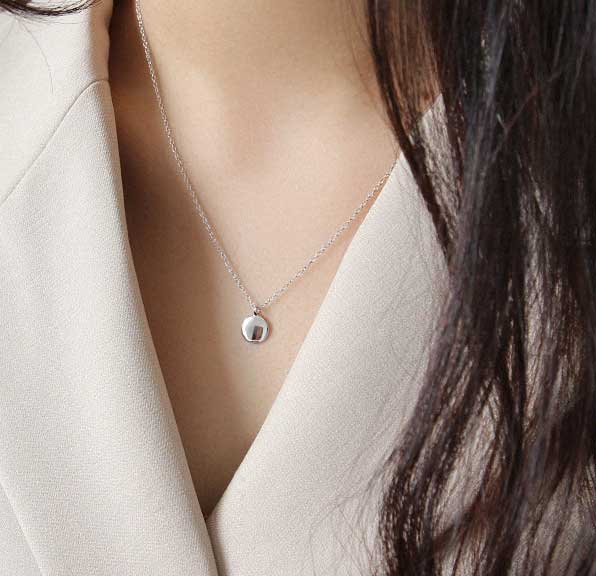 silver disc necklace for women and girls