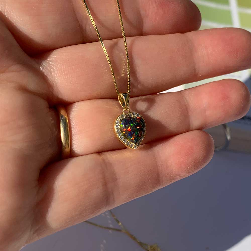 green gold opal necklace pendant jewellery