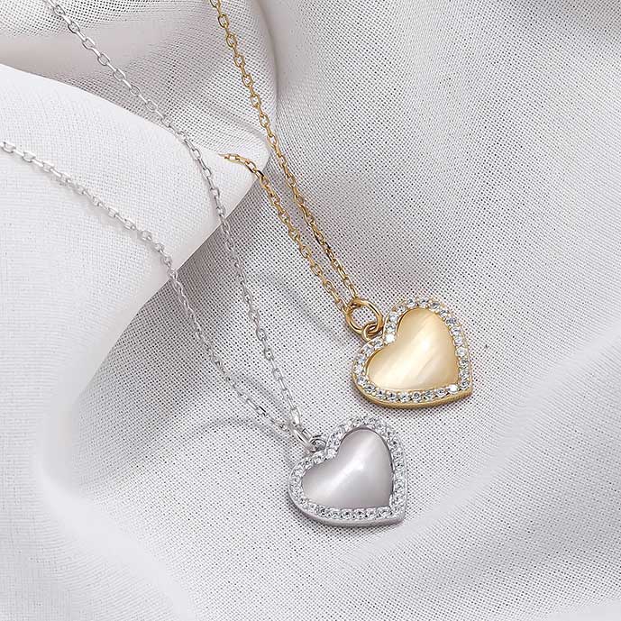 gold heart necklace diamonds