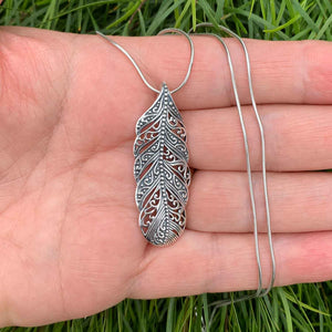 frenelle Jewellery necklace pendant silver maori koru