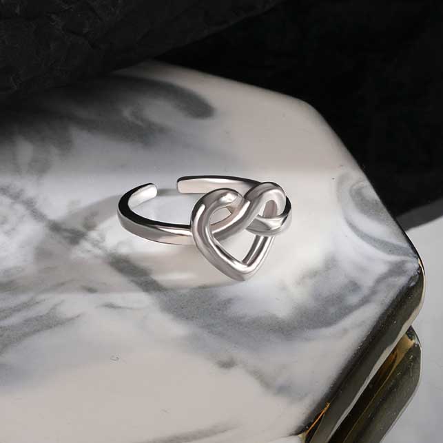 modern silver knot heart ring