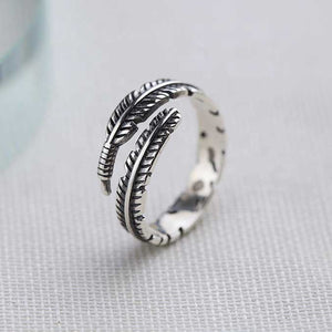 Silver adjustable feather ring jewellery