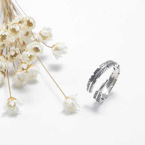 Silver adjustable feather ring jewellery