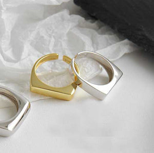 gold modern minimalist ring