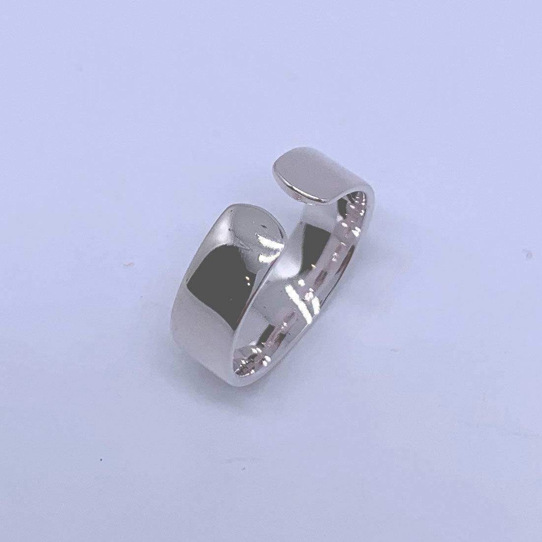 plain modern silver band ring