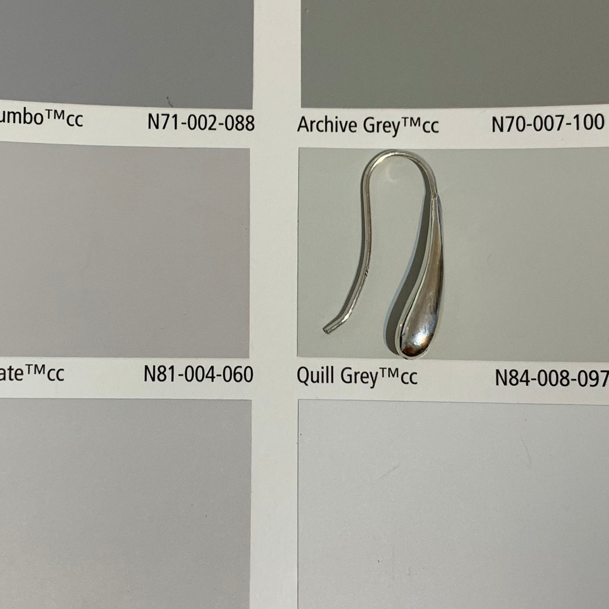 925 sterling Silver teardrop earring "Bevina" (25mm)