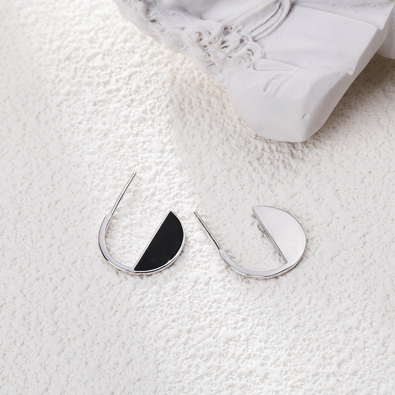 NZ black modern silver earrings