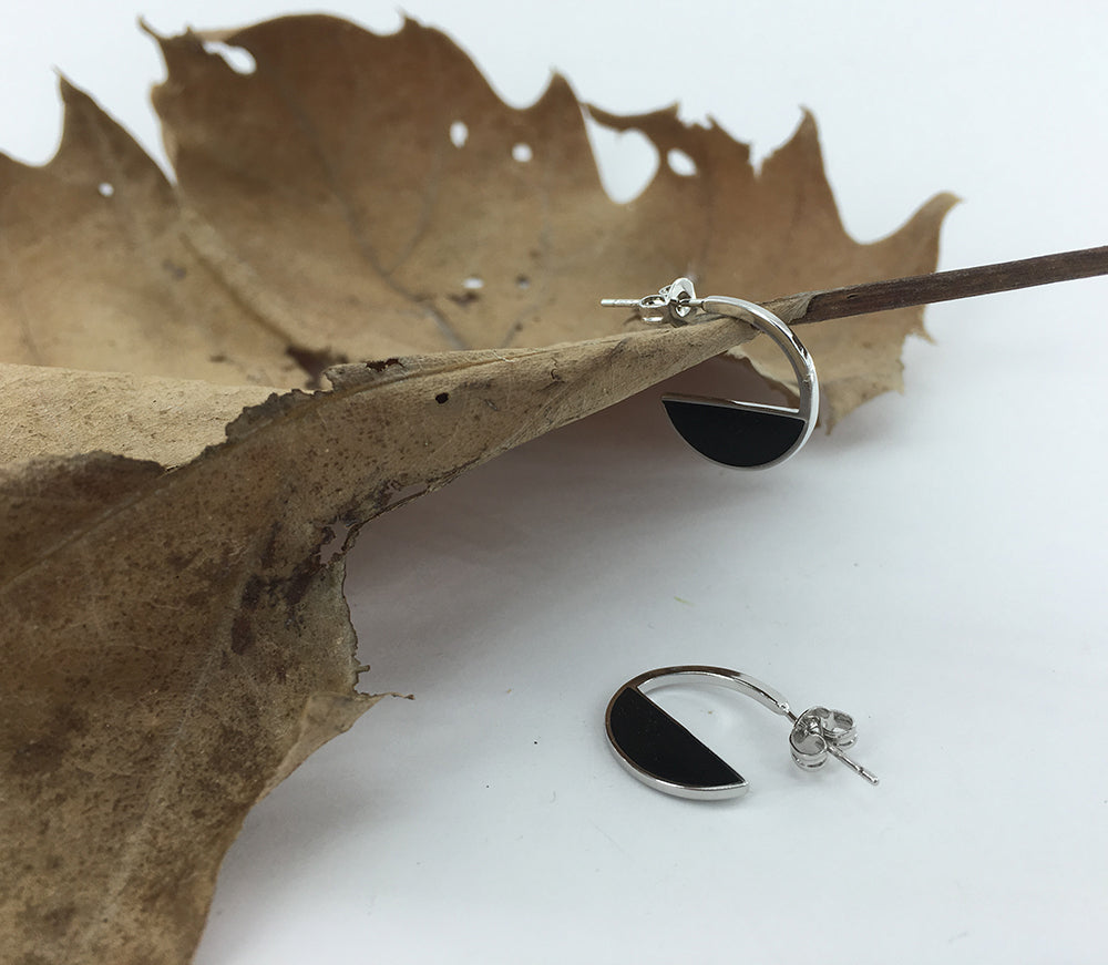 NZ black modern silver earrings