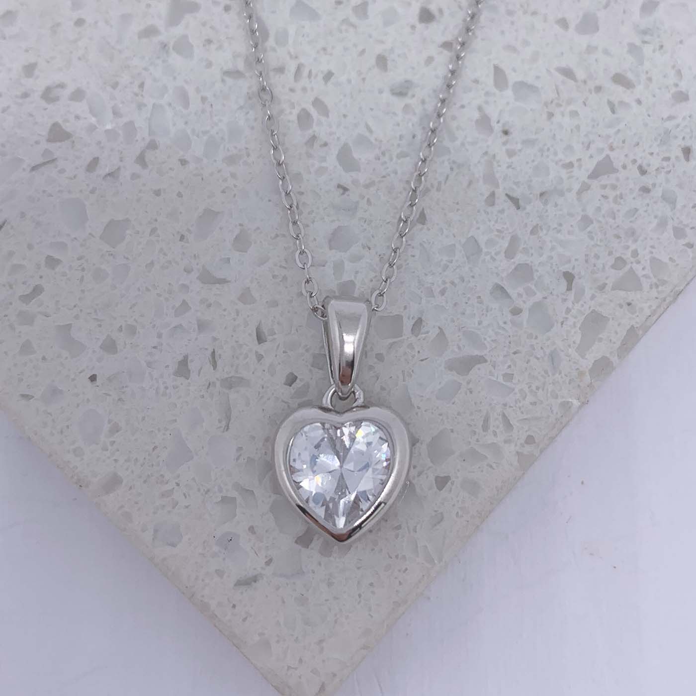 silver heart necklace frenelle